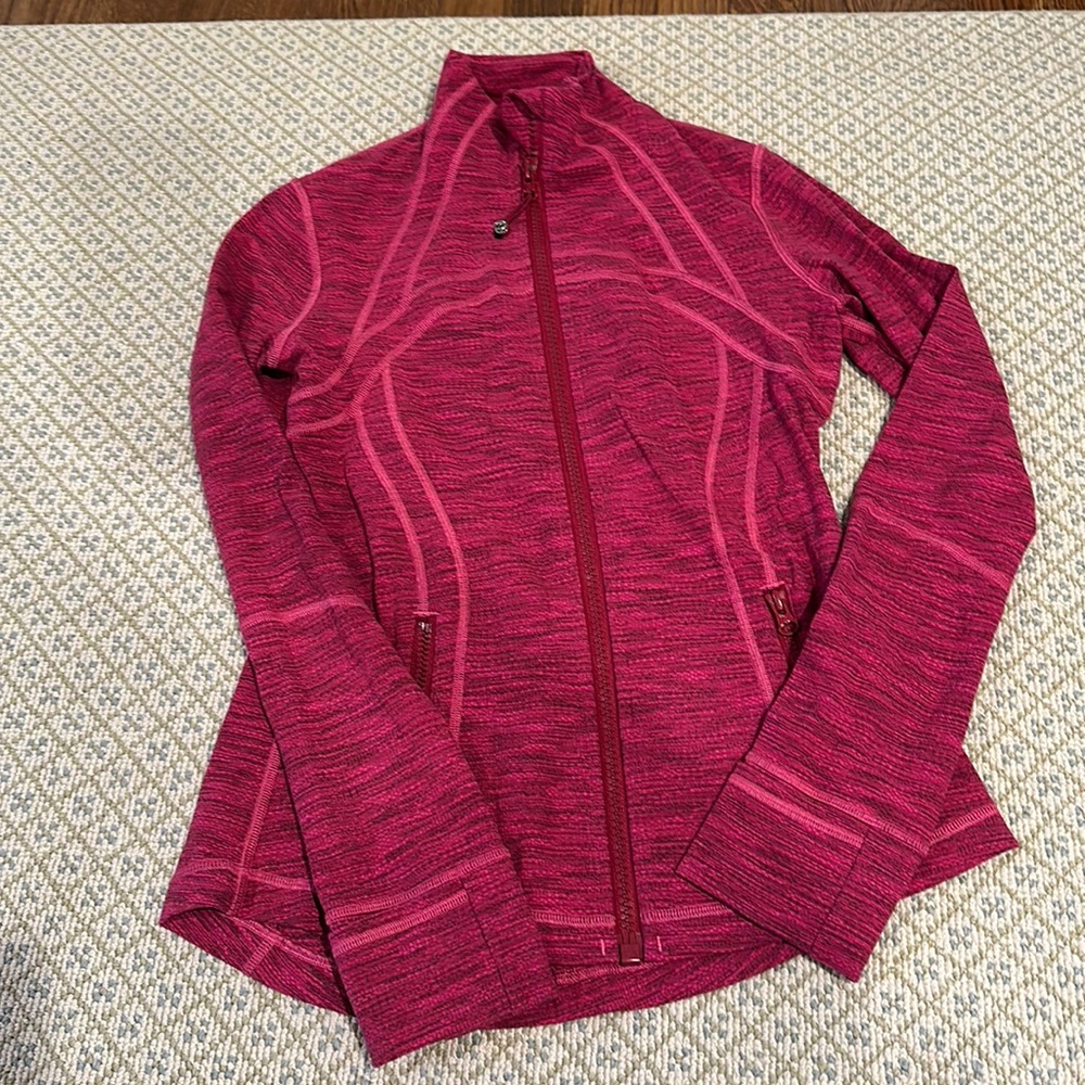Women’s zip up